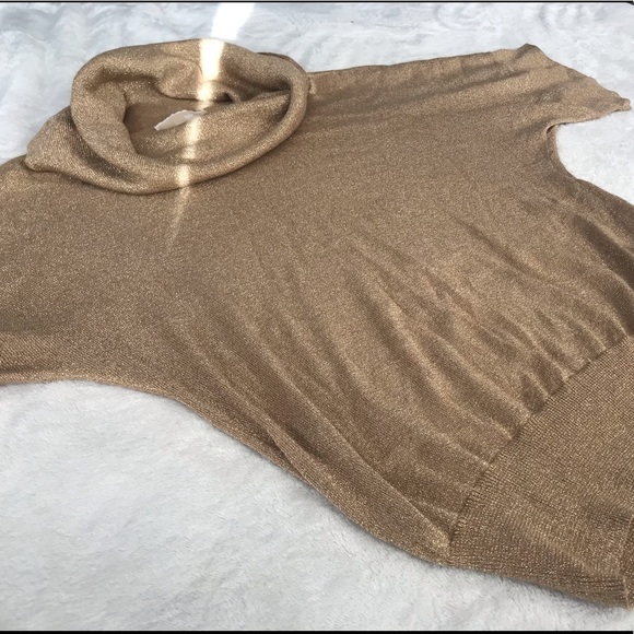 Beautiful Michael Kors sweater 💖 - Picture 4 of 5